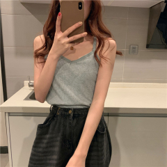 Real shot real price autumn and winter slim fit, with padded and thickened fleece for warmth, and a sleeveless base suspender vest