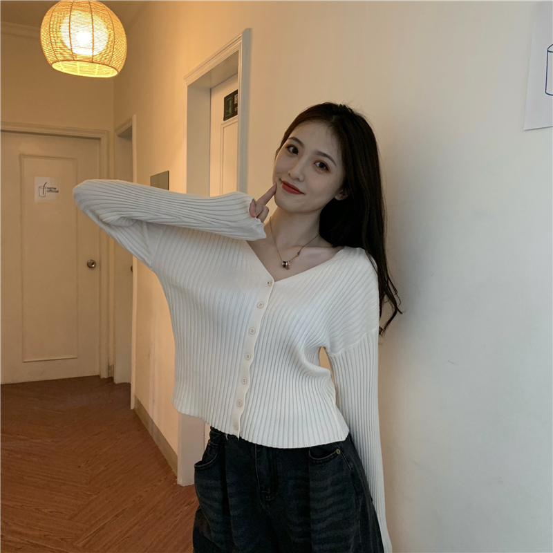 Real price early autumn loose and slim V-neck knitted cardigan