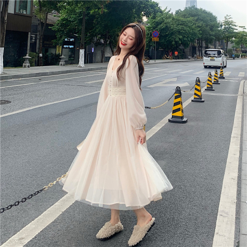 Real price ~ French Chic super fairy mesh annual meeting gift dress princess style V-neck dress female