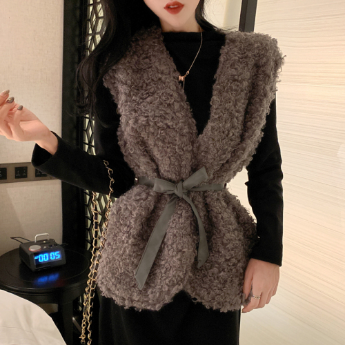 Real price! High waist split Middle Length Dress + lamb hair vest fashion versatile coat for women