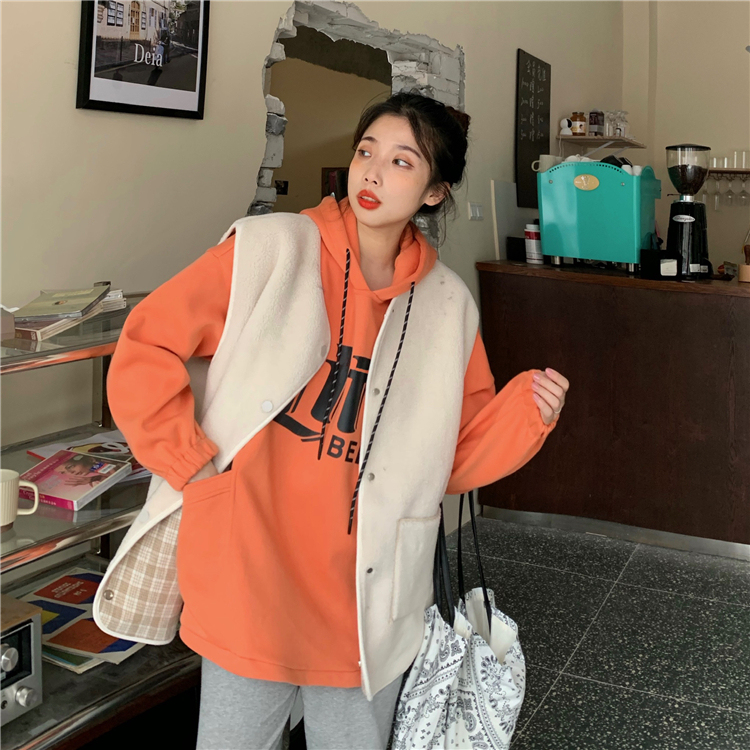 Real price ~ casual westernized letter Hooded Sweater + front and back Plaid vest