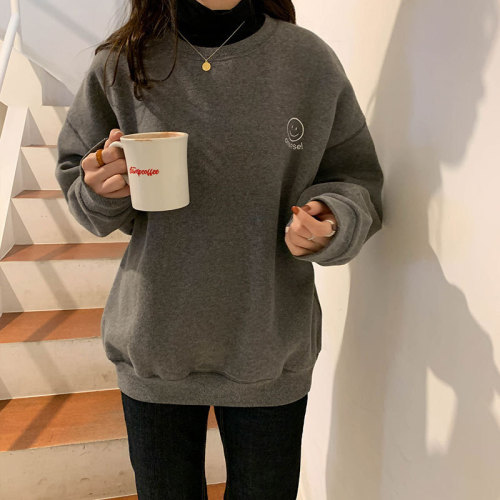 Photo 2019 Hanjia velvet round neck embroidery smiley face guard women's ins kuansongyuan Sufeng ulzzang top