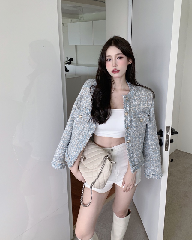 Real price shooting ~ Spring 2022 new French slim, slim, fragrant and versatile single breasted tassel coat