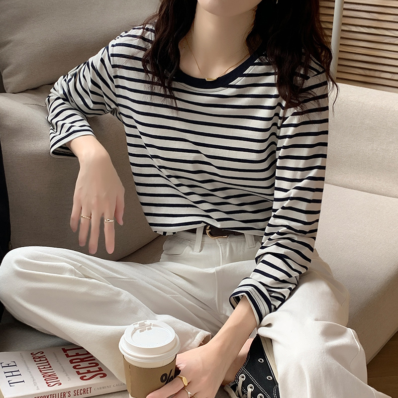 Actual price: 2022 spring and autumn new striped long sleeved women's T-shirt loose and versatile pure cotton foreign style inner jacket