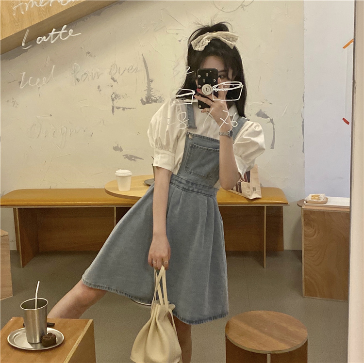 Real shooting of new bubble sleeve short sleeve shirt + French minority retro versatile thin denim strap skirt