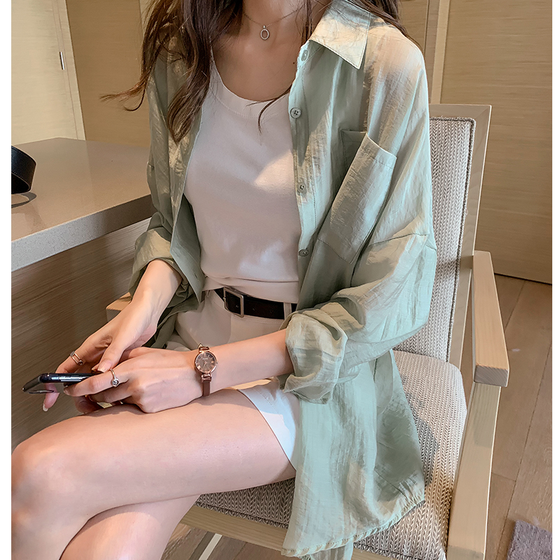 New loose medium length shirt women's design sense small top thin sun proof shirt coat trend