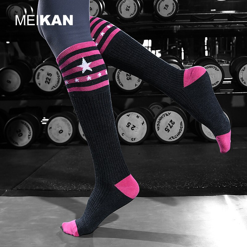 Meikan / Meikan [2 pairs] fitness trend sports socks high tube compression women's anti slip Fitness Yoga socks star strip socks a 35-38