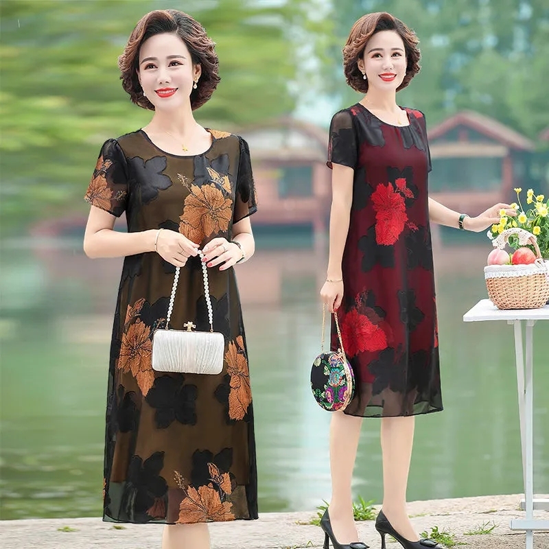 Middle aged mother dress summer short sleeved chiffon skirt 2022 new large slim medium length skirt