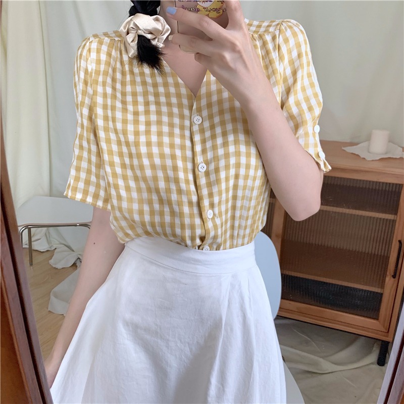 Real shot 2022 summer lean Plaid Shirt female V-neck chic design small top
