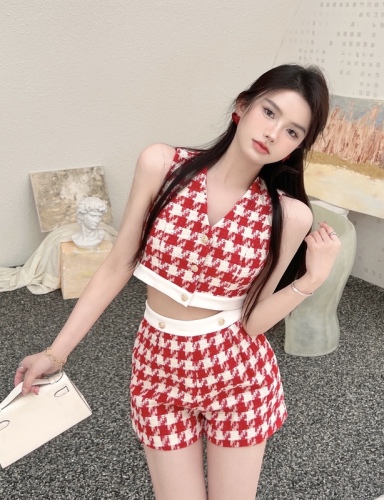 Real shooting fashion suit red short thousand bird lattice vest casual Shorts Small fragrance two-piece set