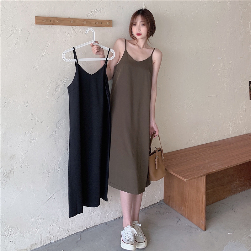 Real shot 2022 summer dress light cooked wind suspender skirt women's dress long cover meat