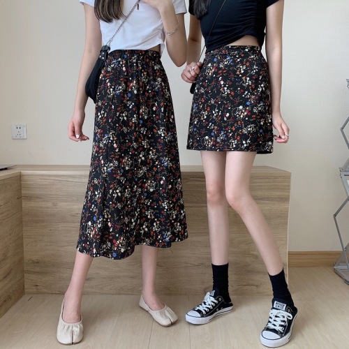 Real shooting real price 2022 summer Korean version new fashion versatile floral skirt chic high waist A-shaped skirt for women