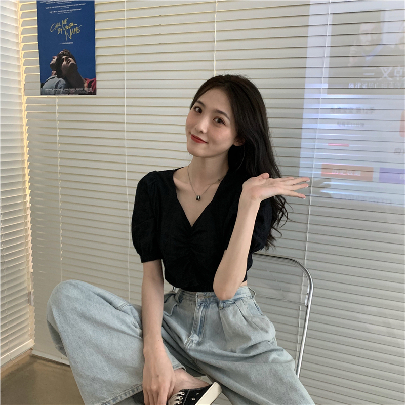 Real price French girls' hollow out embroidery V-neck bubble sleeve navel exposed short top