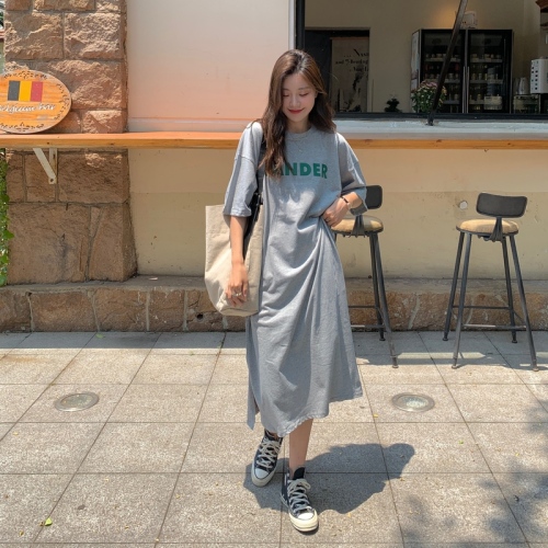 Actual shooting of summer new Korean version sweater long skirt letter split loose straight T-shirt dress female