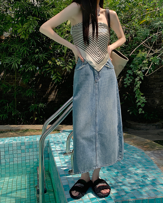 Real shooting and real price in the summer of 2022, Korean version of high waist, rough edged cowboy skirt, short skirt, medium and long skirt, split A-shaped skirt