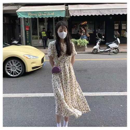 2022 summer new Korean student Purple Floral Dress V-neck bubble sleeve slim long skirt