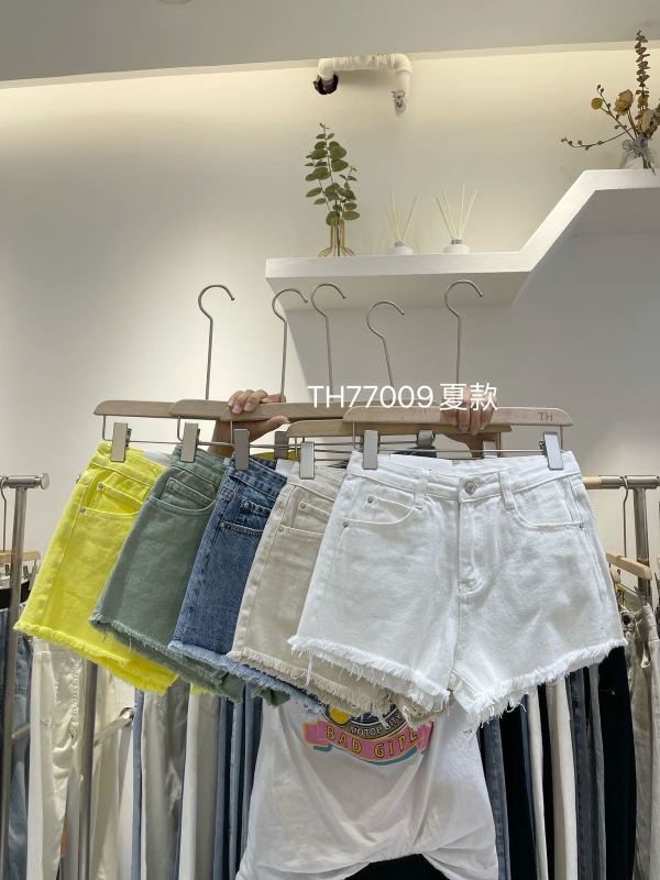 New in early summer! [T.H] Korean casual and versatile foreign style denim shorts lin77009# LJF