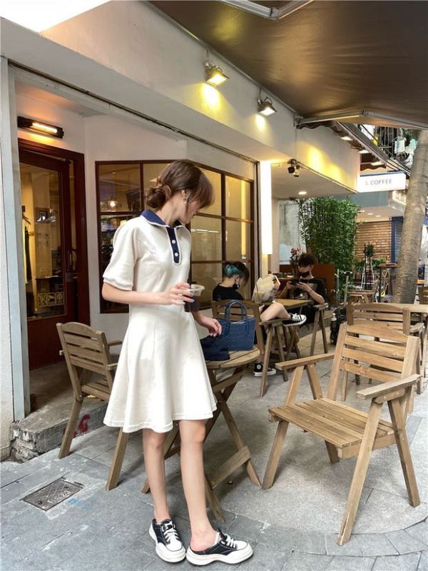 [Xiaofan family] French polo collar short sleeve minority age reduction waist slim dress 2099# LJF