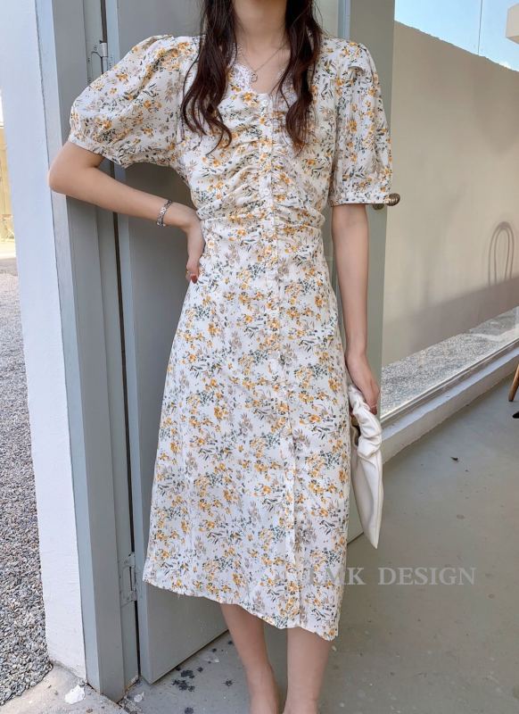 [LMK] V-neck lace stitched floral medium length dress 2123# hjy