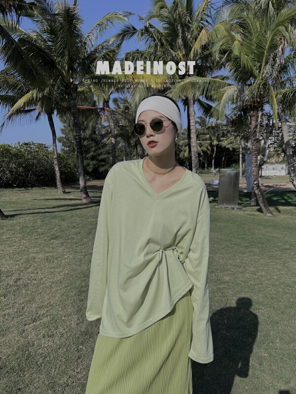 Original price 42.86! New year in early spring! [OSHA madeinost] minimalist V-neck solid color sunscreen long sleeve T-shirt 86061# ll