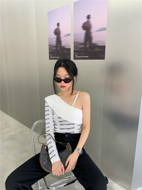 Early spring new! [yhpi] personalized letter printing design small shirt 3229# JJ