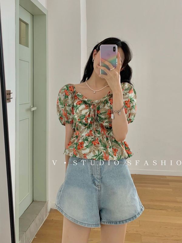 goods in stock! 【5】 Korean casual floral blouse 8335# DB