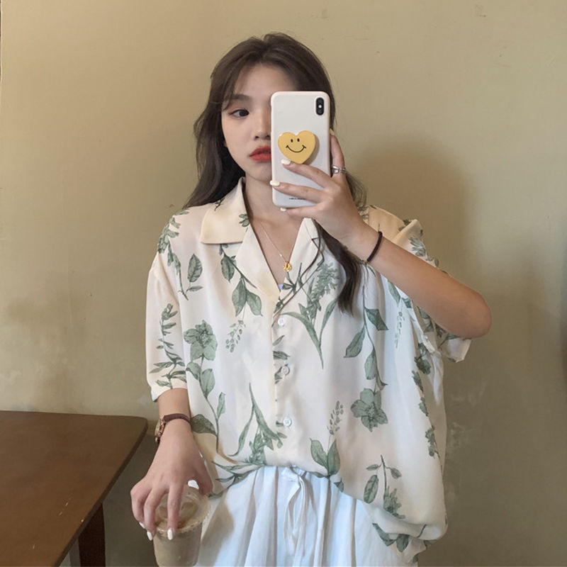 Flower shirt women's summer thin retro Hong Kong style short sleeve design chic coat suit collar foreign style floral shirt