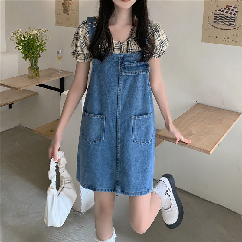 Large fat sister age reducing suspender skirt 2022 new summer Korean version loose small cowboy suspender skirt women