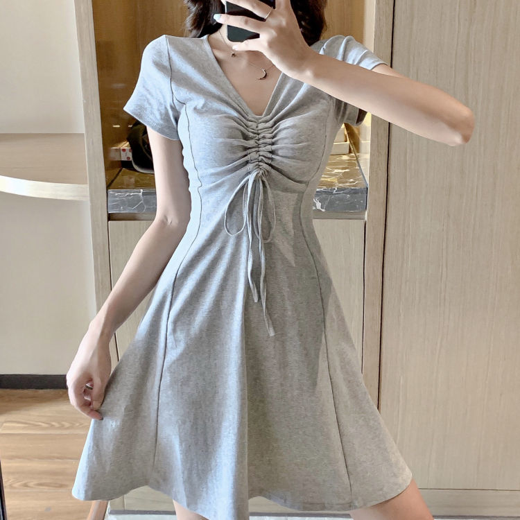 Short sleeve dress 2022 summer new style mid long student casual waist slim V-neck drawcord fold