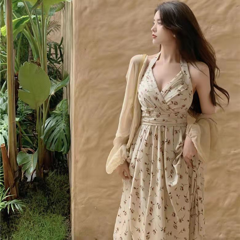 Gentle temperament, slim waist, broken neck dress, women's summer thin sunscreen Chiffon cardigan, two-piece suit