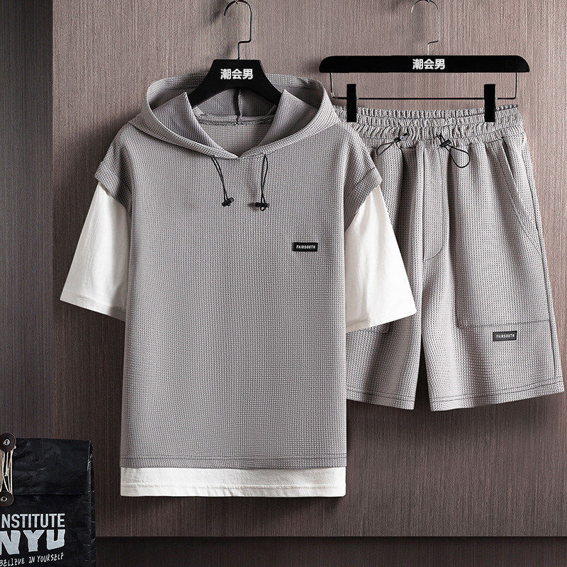 Fake two piece waffle short sleeve sports suit men's spring and summer hooded T-shirt shorts two pieces a set of handsome men's clothes