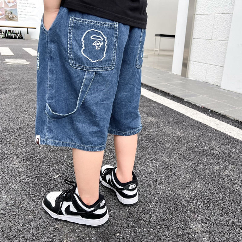 Boys' denim shorts 2022 summer new baby fashion brand middle pants children's loose casual Capris trendy