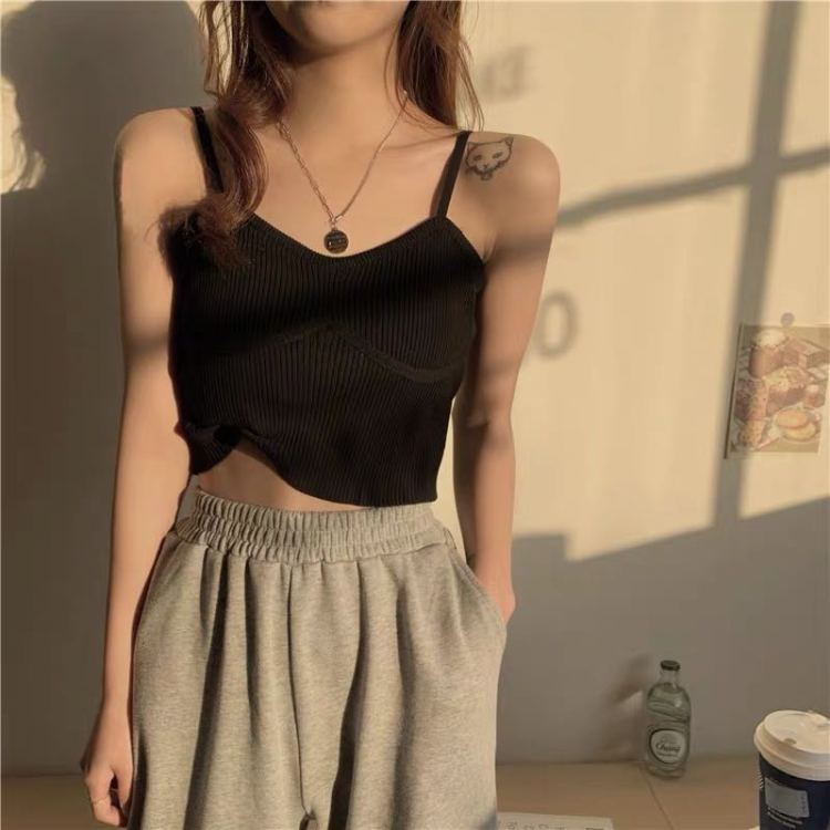 Early spring new! [fat husband's family] simple and comfortable knitted suspender vest 9135\hbx