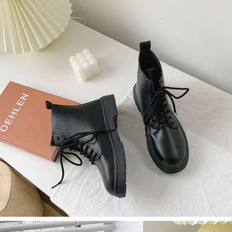2021 fashion handsome motorcycle boots short boots Plush thickened Korean female student low heel Martin boots thin boots flat bottoms