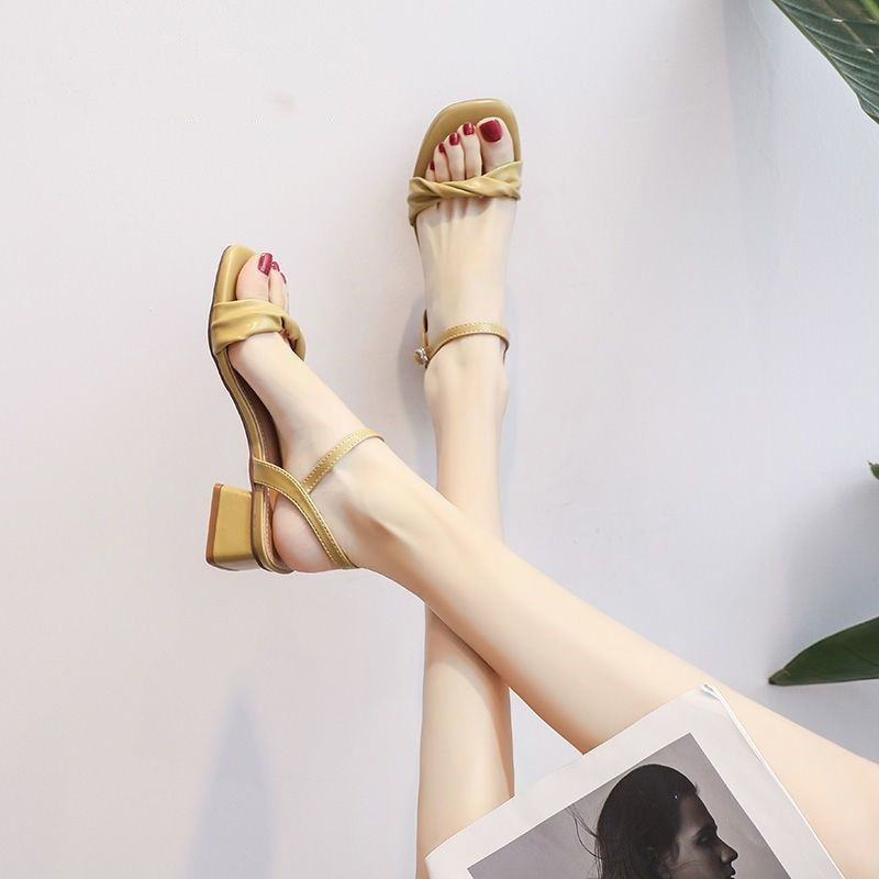 Summer 2022 new versatile net Red Fairy style one line belt with skirt thick heels middle heels fashion High Heels Sandals lady