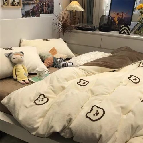 Ins washable cotton little fresh girl heart Cartoon Bear Bed four piece set student dormitory three piece quilt cover sheet
