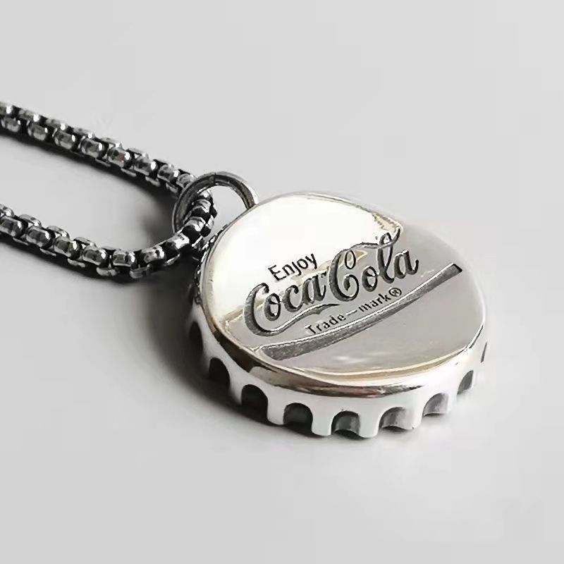 European and American retro style titanium steel pendant nostalgic design personalized Necklace coke bottle cap niche punk style gift chain