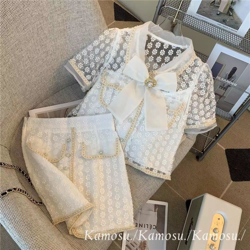 Small fragrance suit women's summer 2022 new celebrity temperament high sense small dress Royal sister two piece suit foreign style