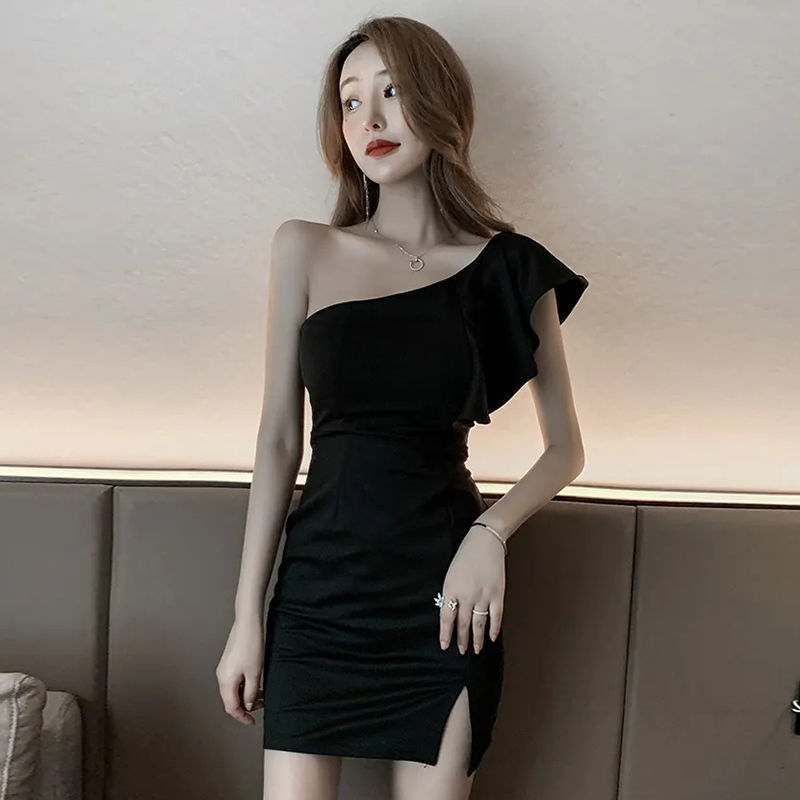 Sexy red dress women's dress 2022 new summer fashion slant shoulder off shoulder high-end celebrity dress