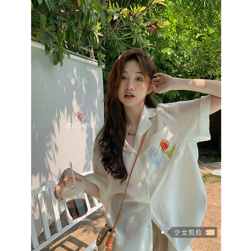 Polo collar White Chiffon shirt women's summer new loose design sense of minority middle long short sleeve top