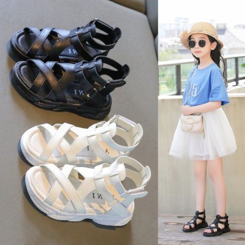 Girls' sandals fashion soft sole 2022 summer new Korean girls' Korean cross Roman shoes pupils' sandals