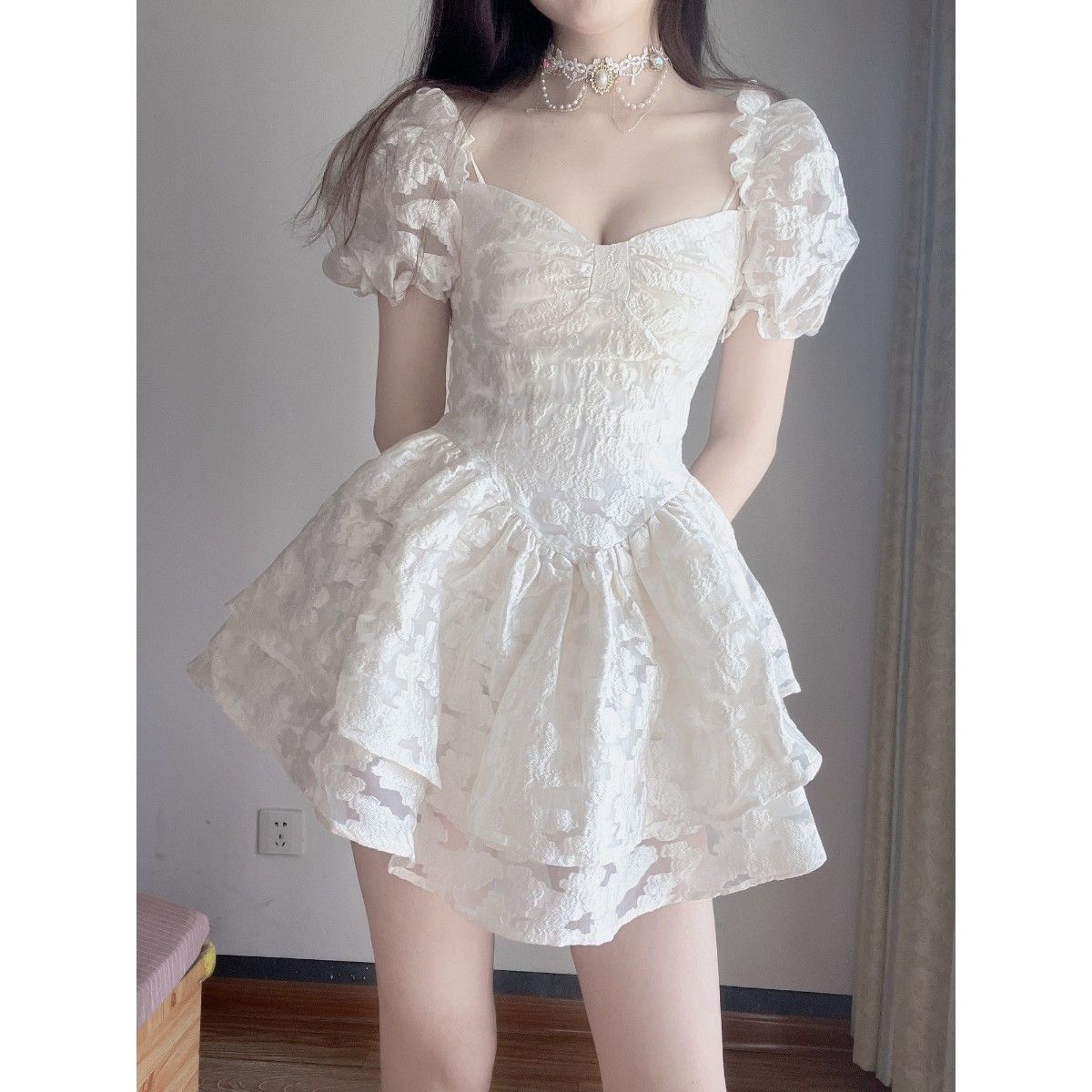 Puff gentle white moonlight / summer new jacquard doll skirt bubble sleeve Princess tea break skirt fluffy dress