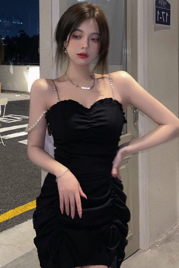 Hepburn style pure desire pleated Hip Wrap short skirt women's spring and summer retro versatile skirt Spice Girl Strapless zip suspender dress