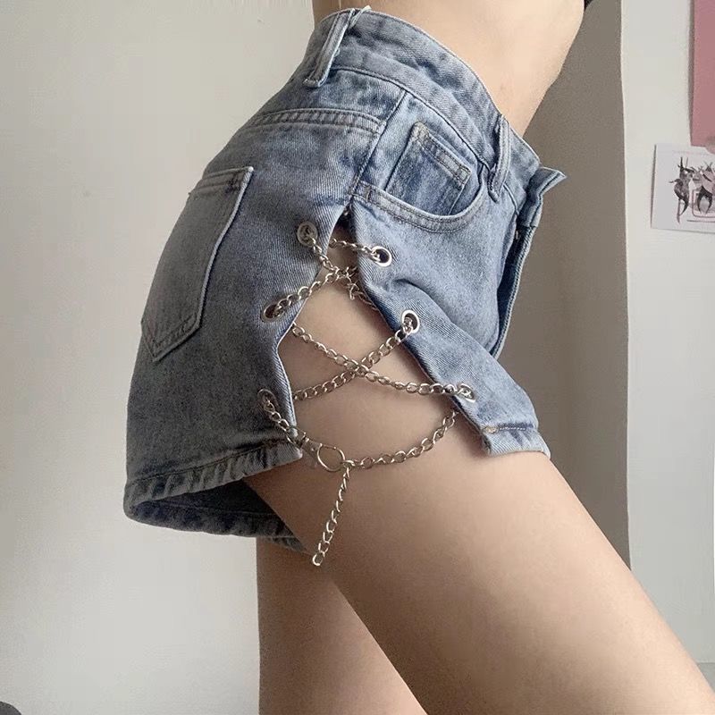 Large chain denim shorts women's 2022 new fat sister mm split high waist hot pants European and American hot girls fashion