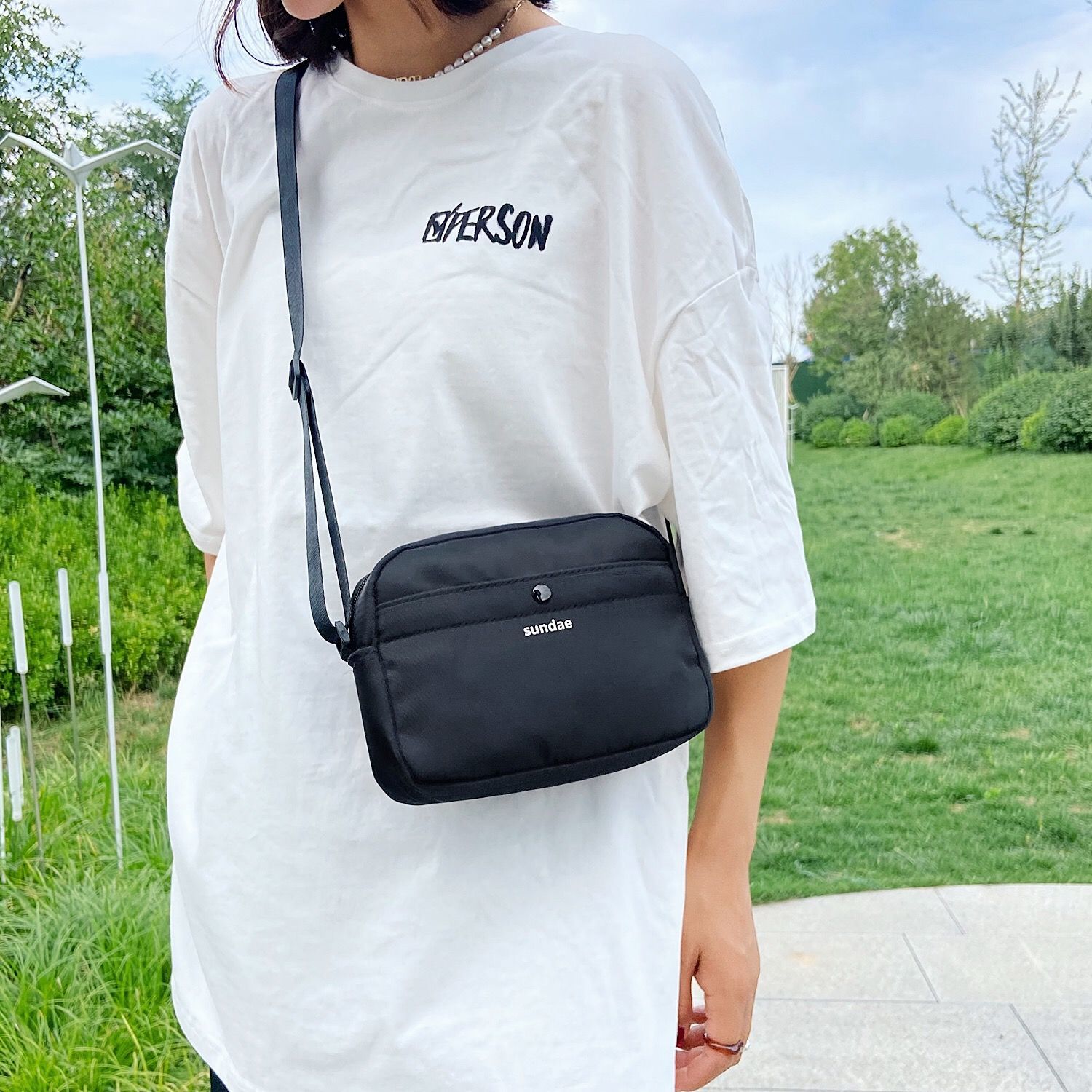 Korean version leisure small bag women's 2022 new women's bag Oxford cloth Shoulder Bag Messenger Bag women's canvas business bag