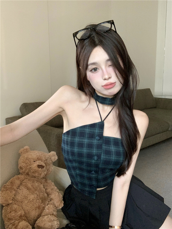 Real shot real price hot girl sexy outer wear pure desire short style design feeling hanging neck and strapless top women