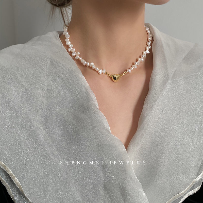 Irregular natural freshwater pearl necklace female collarbone chain light luxury niche design 2022 new love neck chain