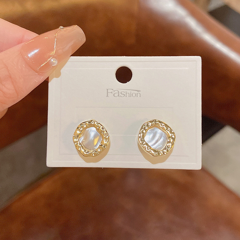 Real photo 925 silver needle light luxury niche Pearl Earrings simple and versatile temperament Circle Earrings Earrings