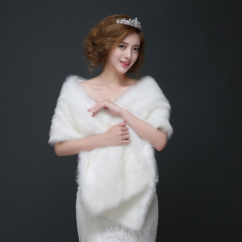 Special wedding shawl 2021 new autumn and winter extended Plush Bridal Shawl dress fur etiquette Retro