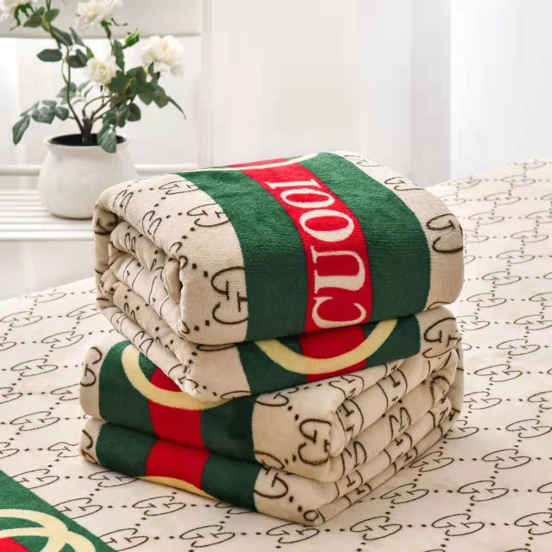 [blanket and bed sheet dual use] flannel blanket four seasons blanket air conditioning blanket dormitory single double bed single blanket
